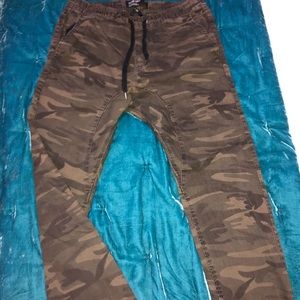 Men’s Camo Joggers